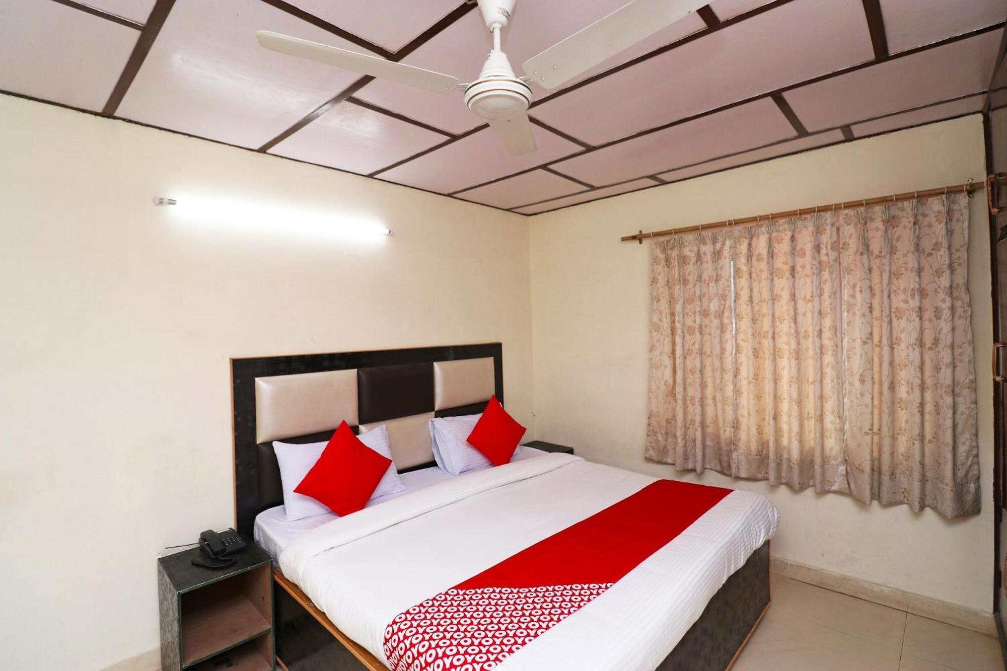 Super Hotel O Country Lodge Dharamshala Bagian luar foto