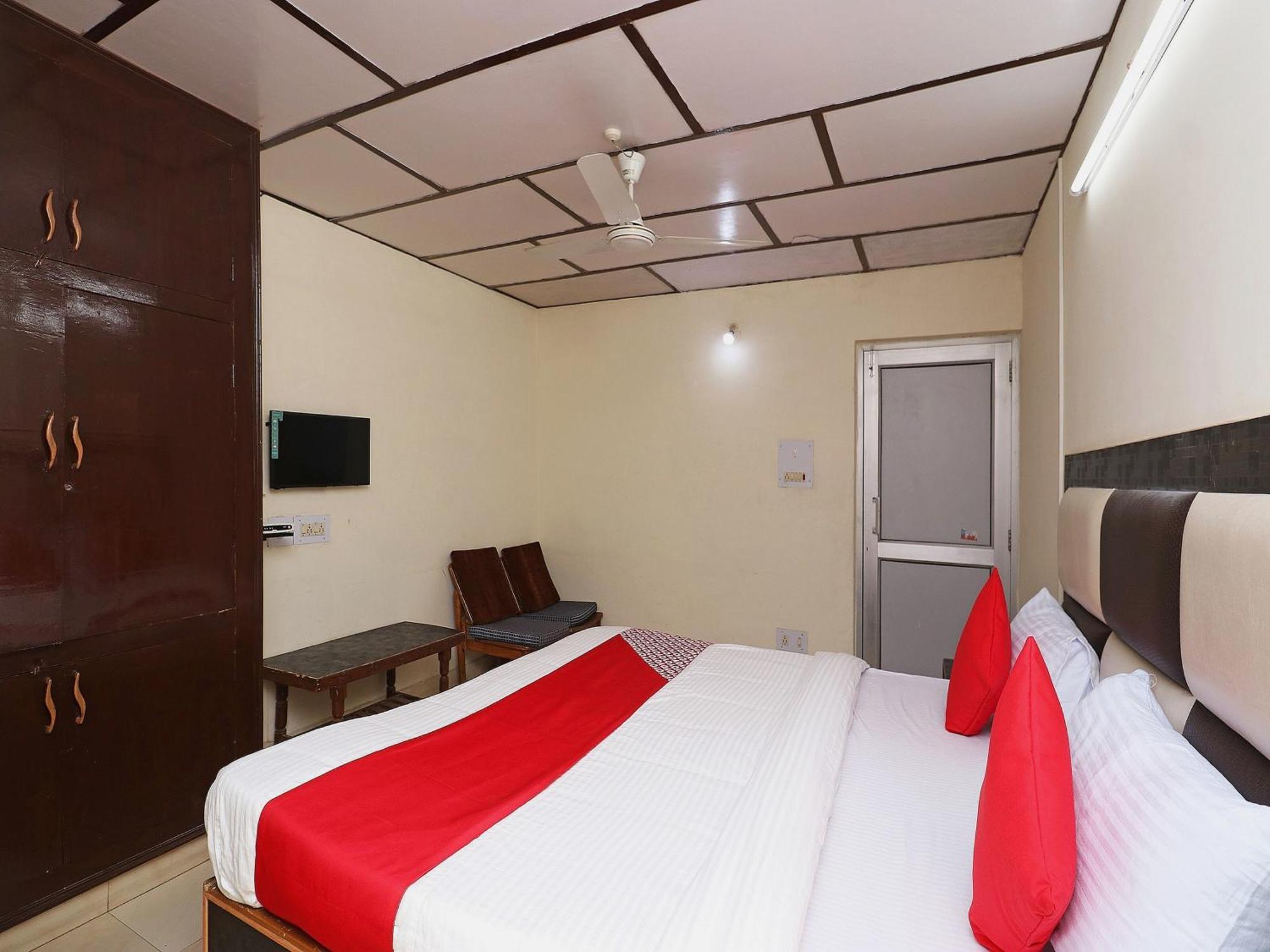 Super Hotel O Country Lodge Dharamshala Bagian luar foto