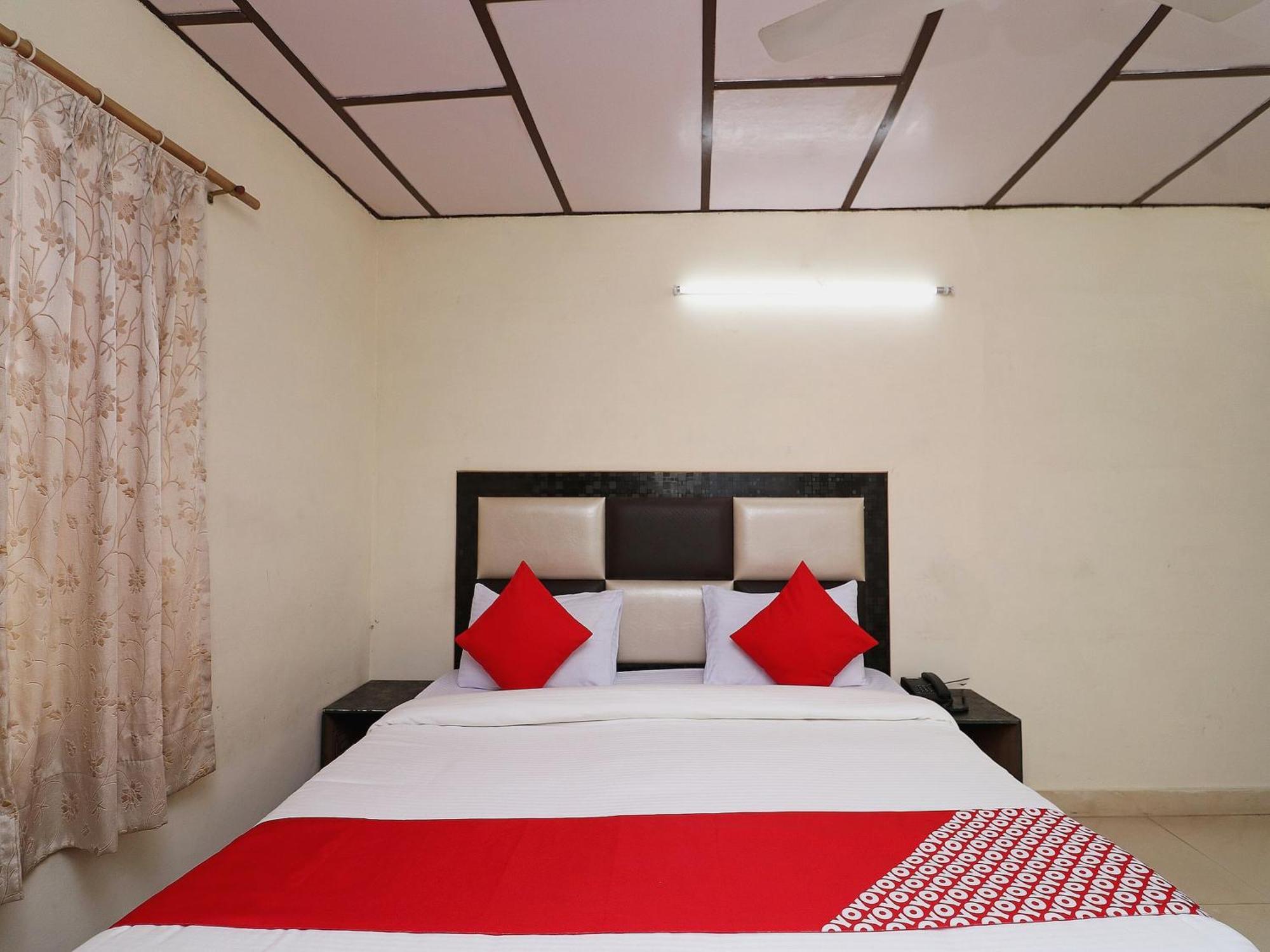 Super Hotel O Country Lodge Dharamshala Bagian luar foto