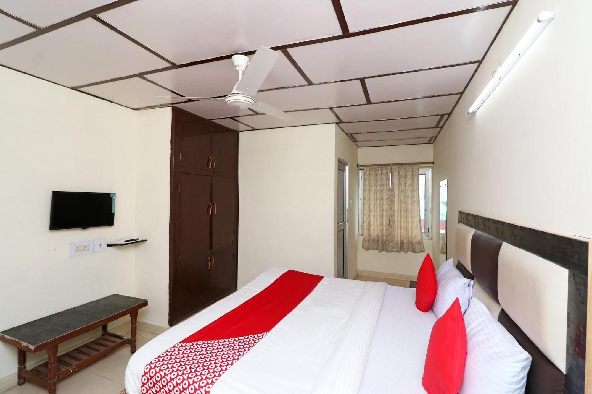 Super Hotel O Country Lodge Dharamshala Bagian luar foto