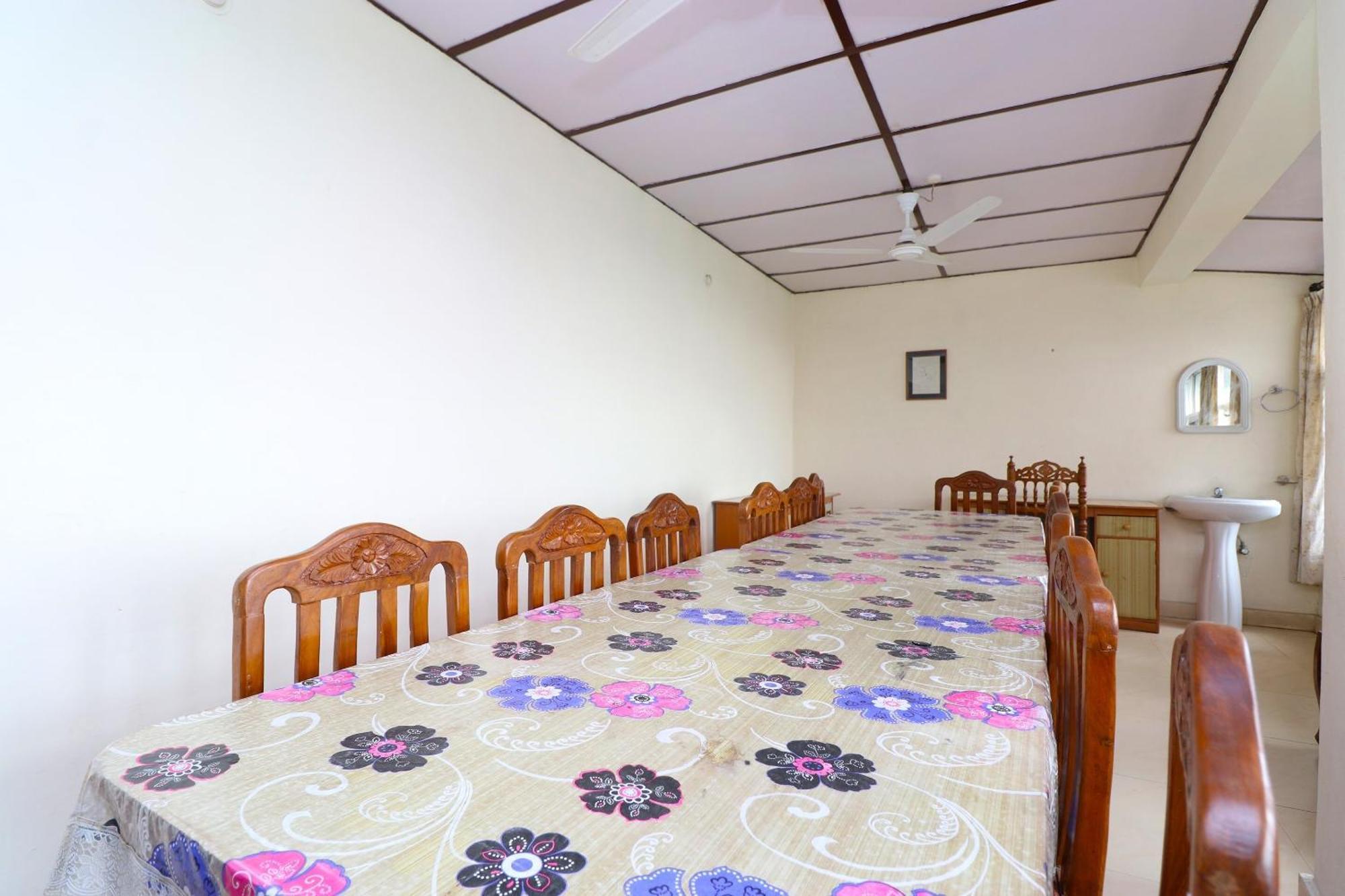 Super Hotel O Country Lodge Dharamshala Bagian luar foto